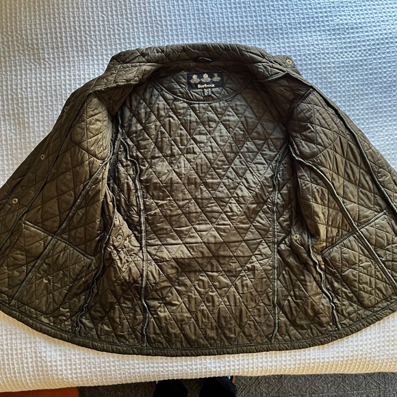 Barbour Flyweight Quilted 4-Pocket Snap-Front Jacket Brown - Picture 3 of 7